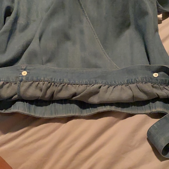 Loft Plus top that ties at waist. - size 16 - Picture 3 of 3